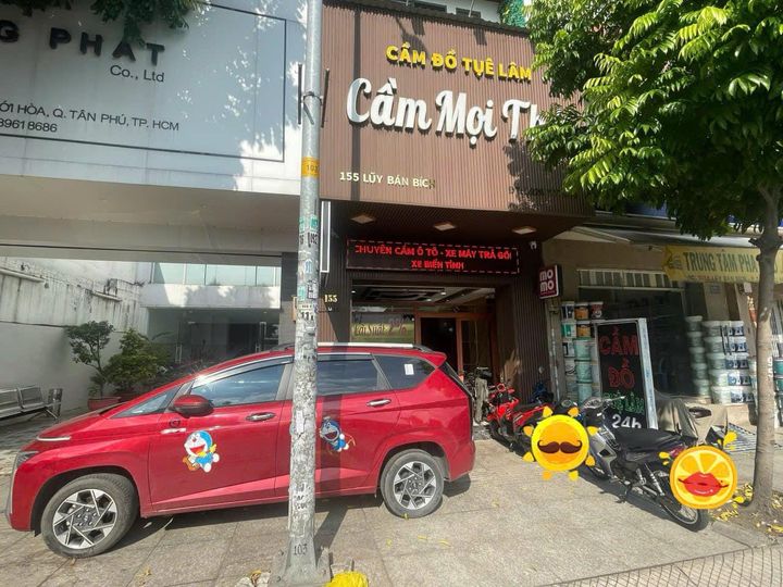 Cửa hàng cầm đồ Luỹ bán Bích